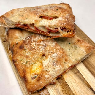 Build Your Own Calzone